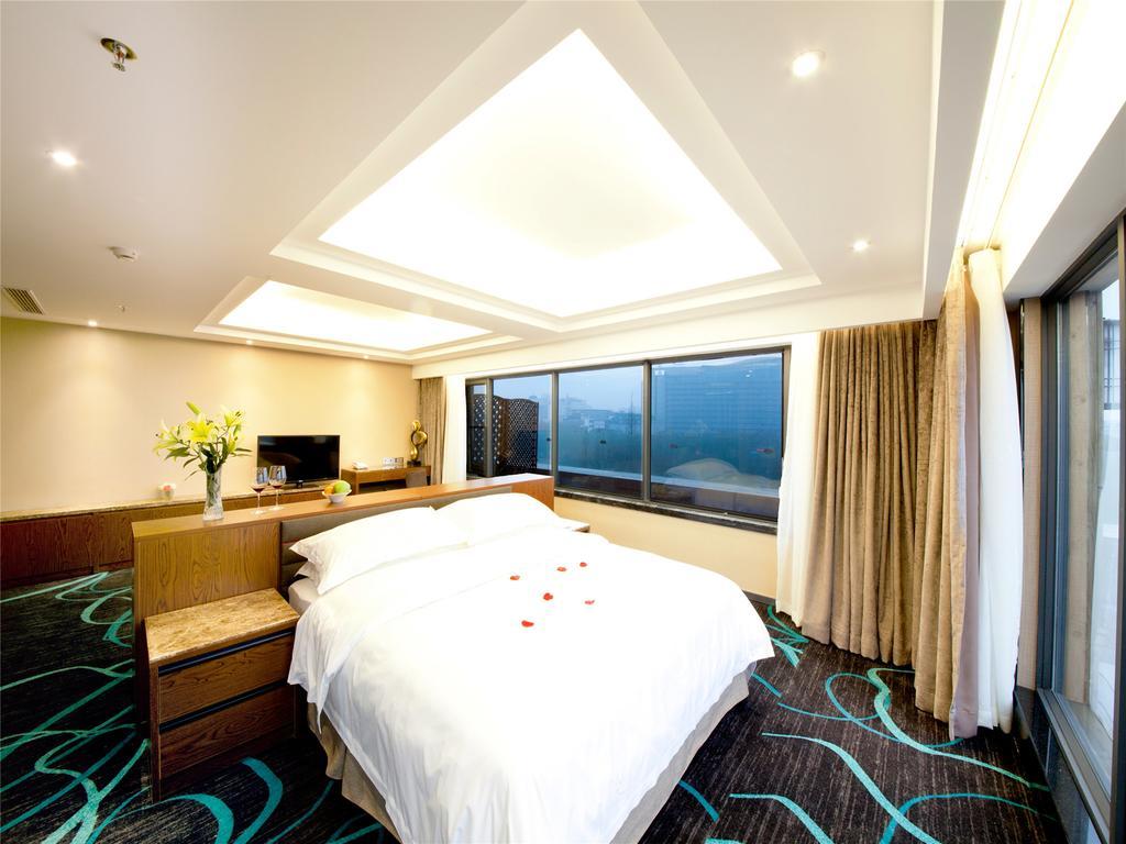 Vienna Hotel Guilin Xiangshan Park Bilik gambar